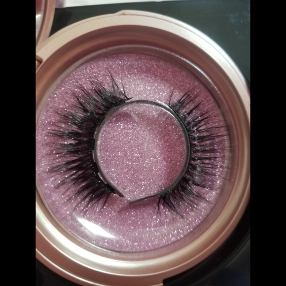 Magnetic false eyelashes eyeliner set with mirror - Picture 7 of 9